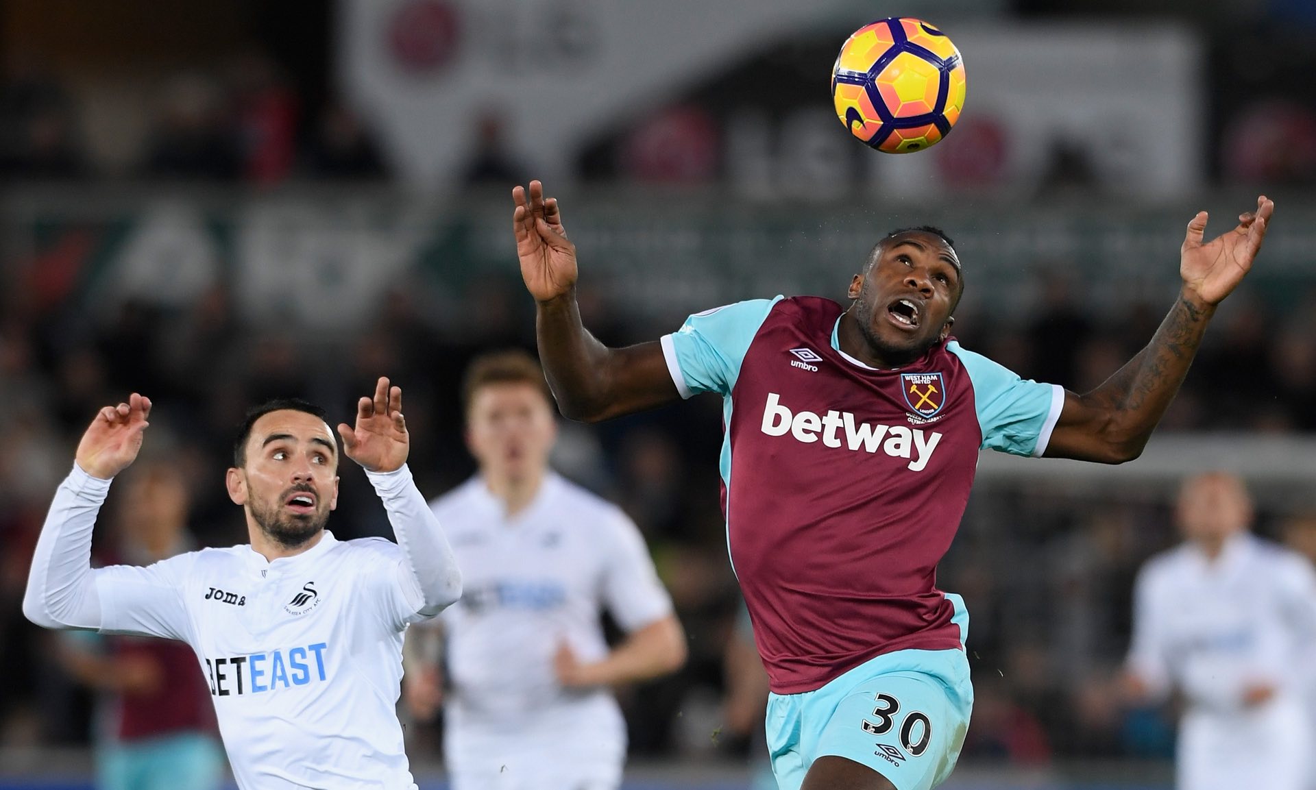 萬名觀眾的 萬名觀眾的